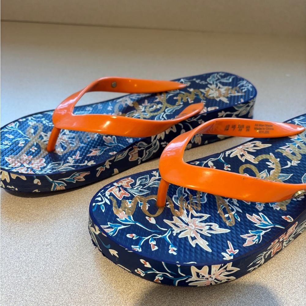 EUC Sam Edelman Blue Floral Flip Flop Platform Wedge Sandals with Orange Straps